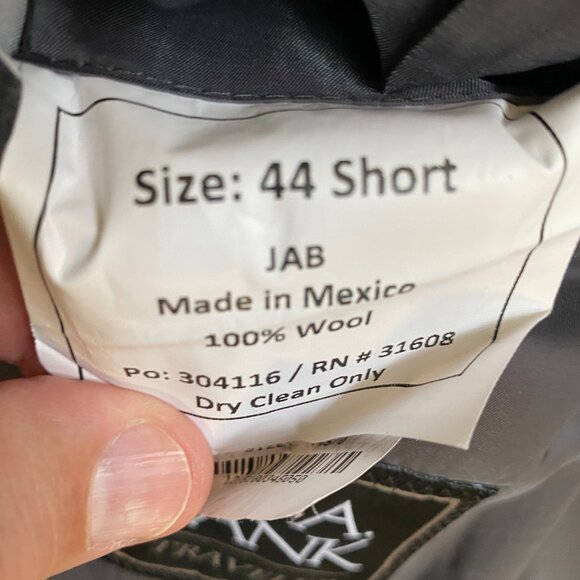 Jos. A. Bank Traveler Suit Jacket Sport Coat Charcoal Gray 44S Short NICE! - Picture 5 of 5